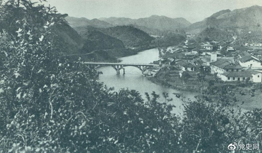 1930年12月，紅軍在龍岡地區(qū)殲滅國民黨軍第十八師近一萬人，活捉敵師長張輝瓚。圖為作戰(zhàn)舊址江西興國東北的龍岡。